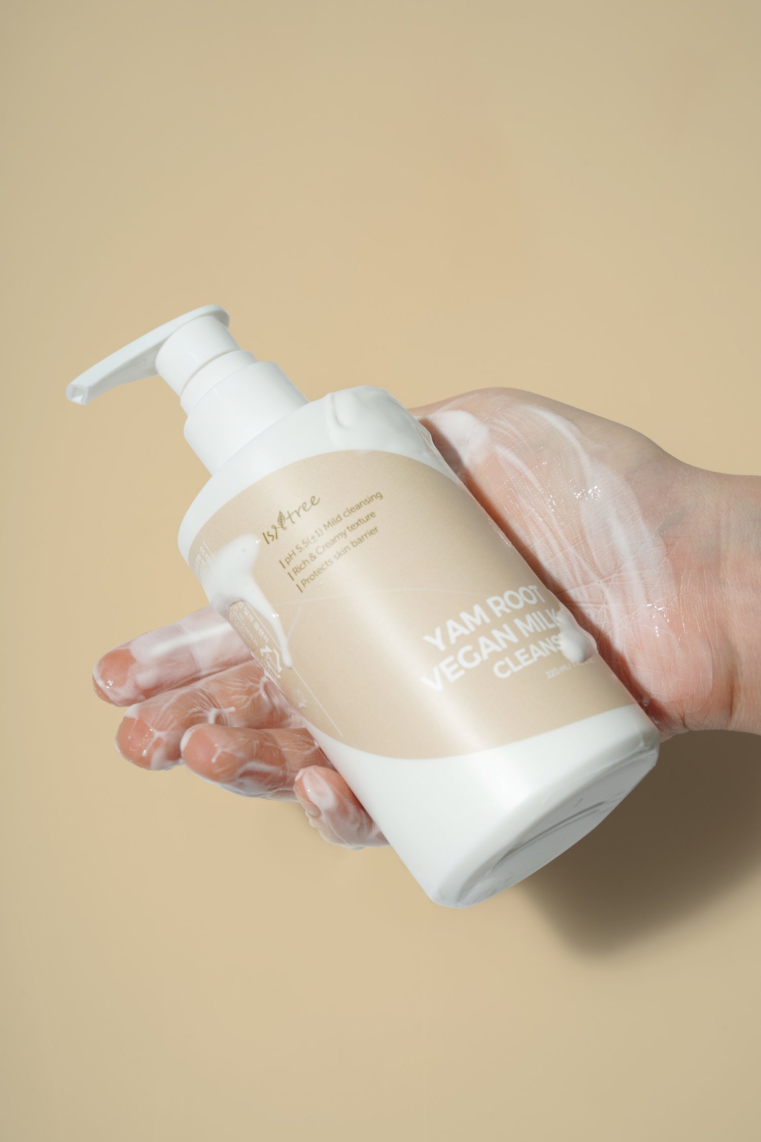 [Isntree] Yam Root Veganische Milchreiniger 220ml